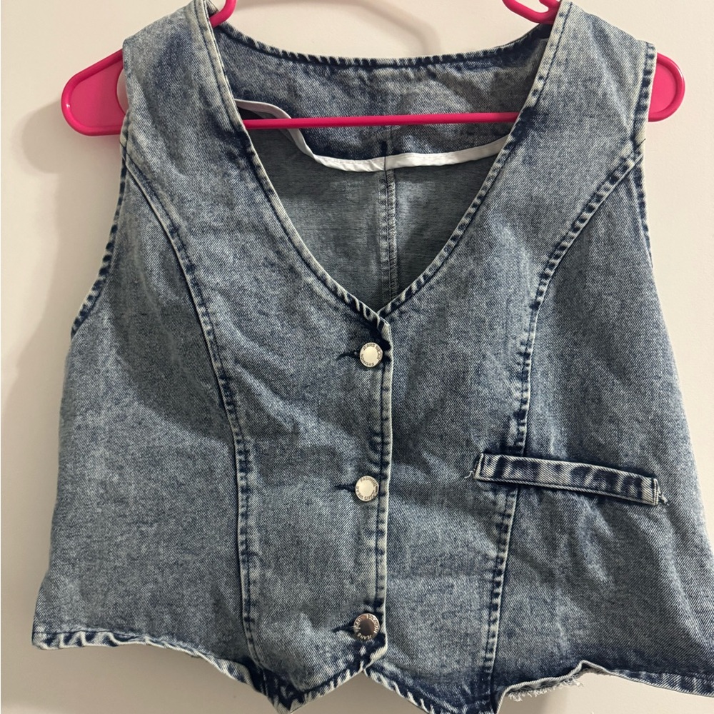 Amazon Essentials Blue Jean Jacket Timeless Denim Style